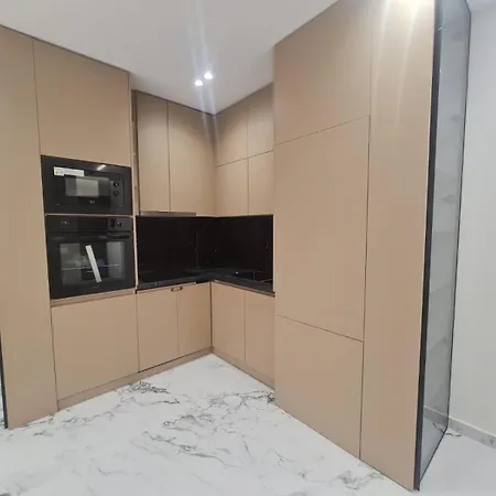Elite Luxury Tirana アパート Kamëz